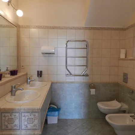 Lev I Sova Guest house Prague